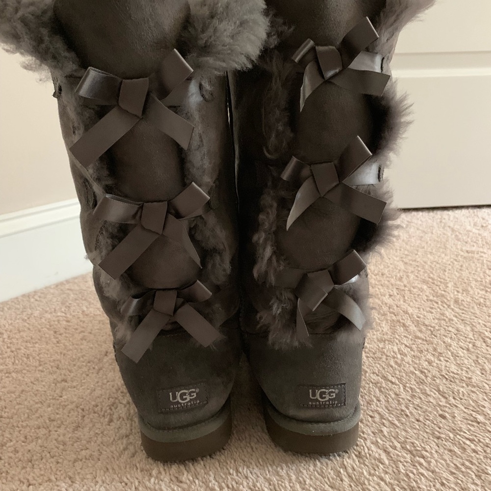 Ugg Women’s Bailey Bow Tall Boots size 10